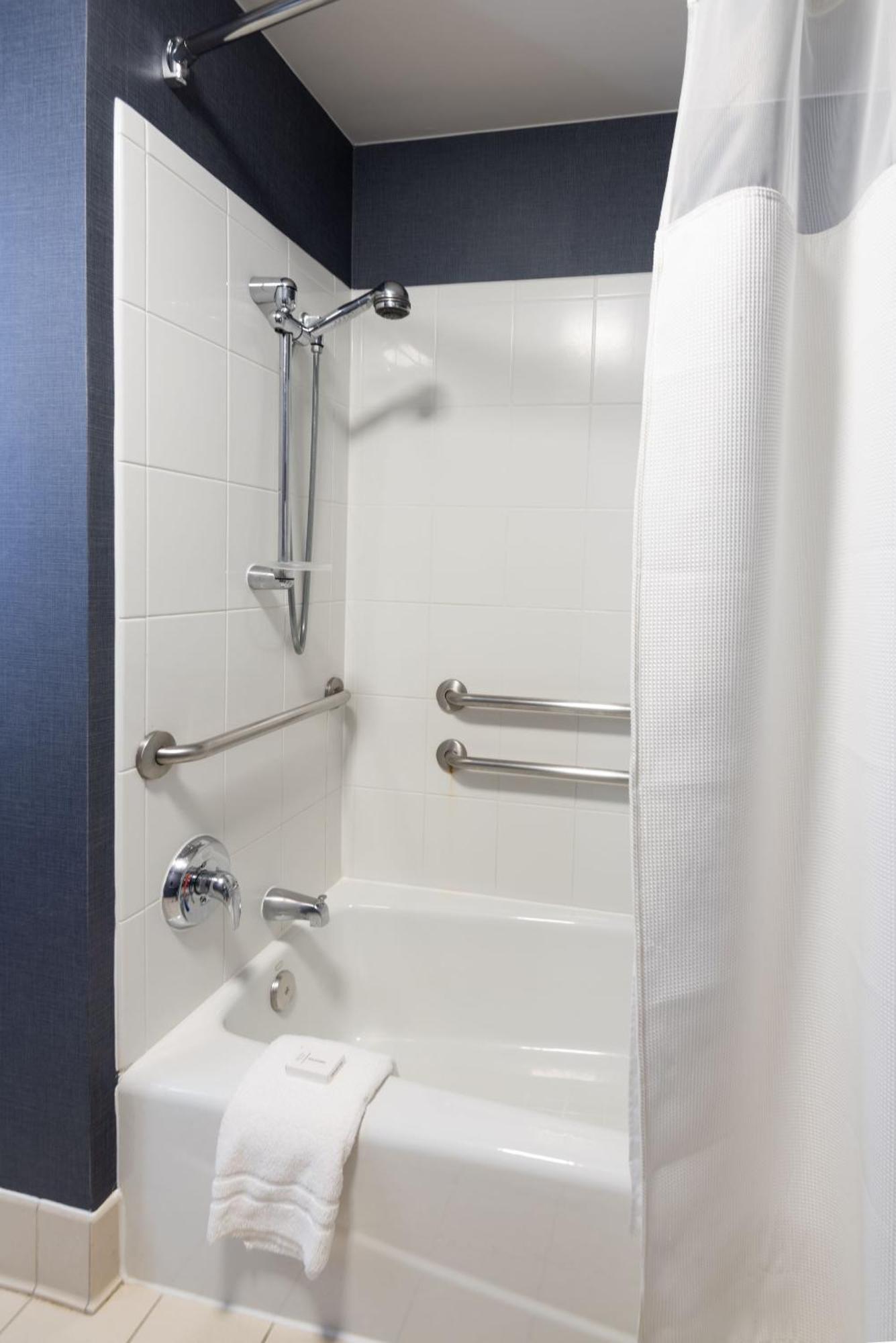 Hotel By Marriott Washington, Dc National Mall 3*