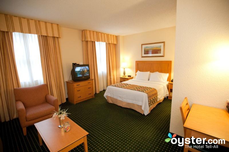By Marriott Washington, Dc National Mall Hotel 3*
