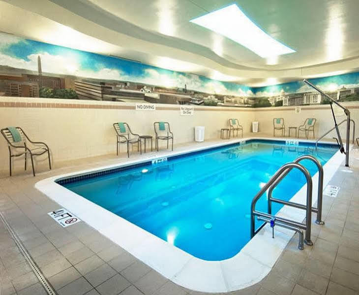 By Marriott Washington, Dc National Mall 3* Washington