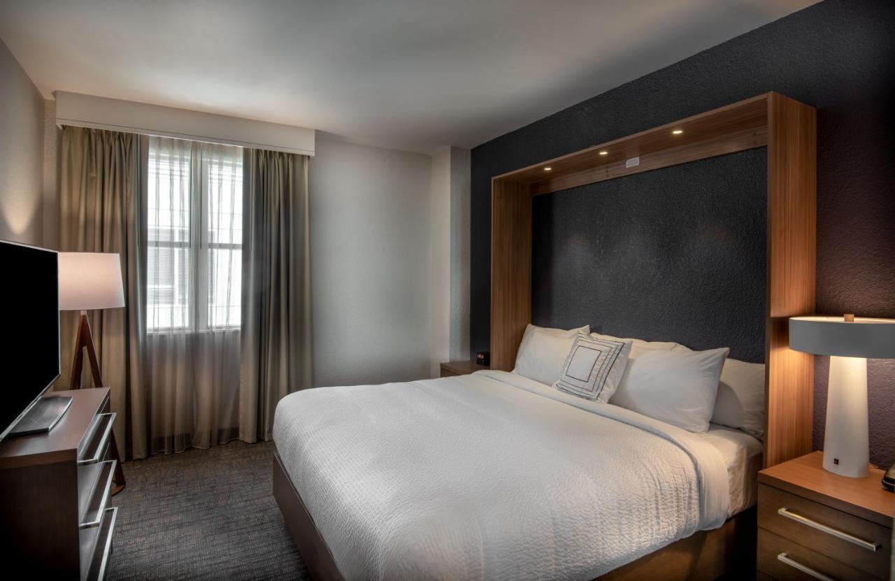 By Marriott Washington, Dc National Mall